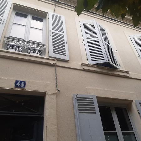 Appartement En Centre Ville Nevers Esterno foto